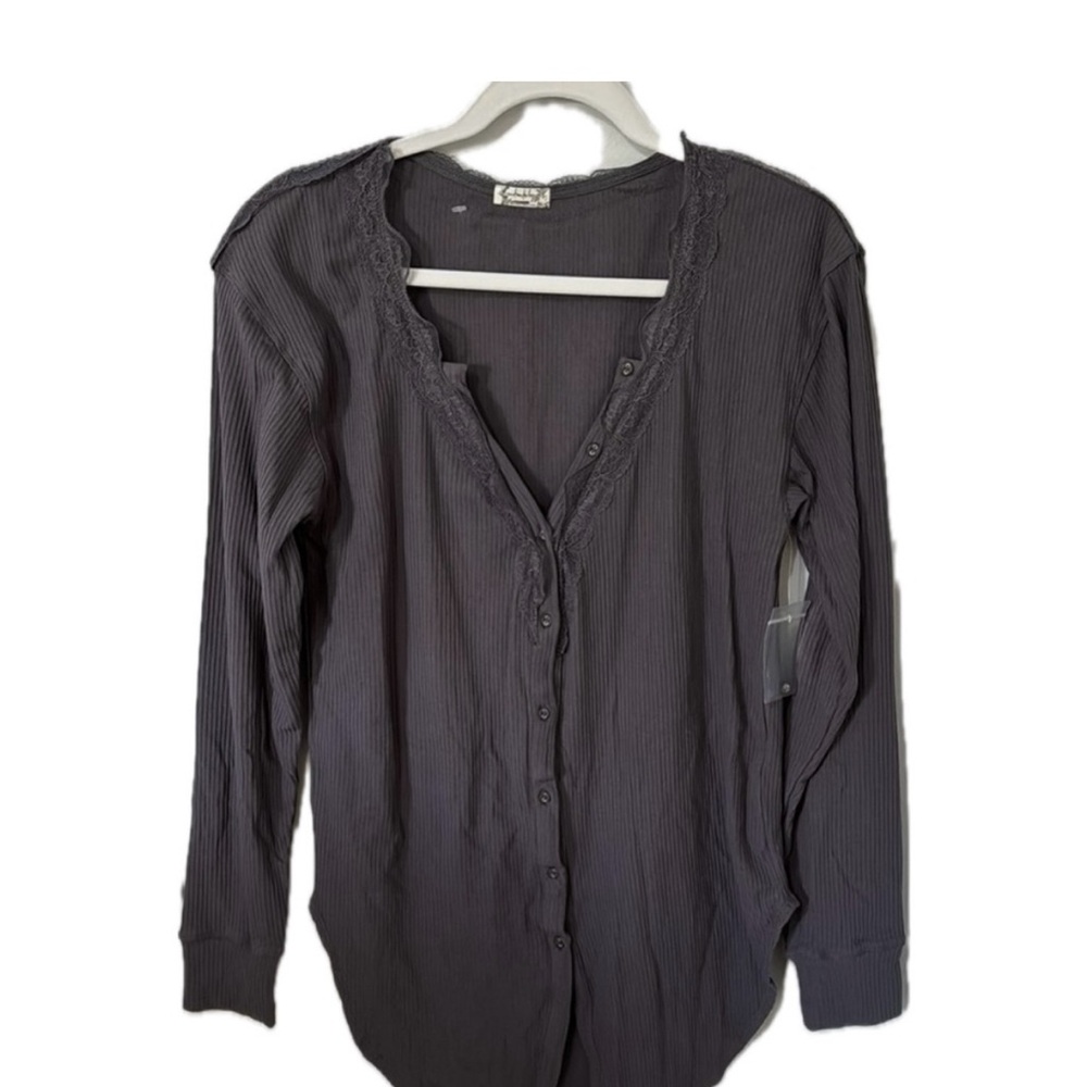 Free People Intimately dark gray Sleep shirt. Relaxed with Lace trim. NWOT